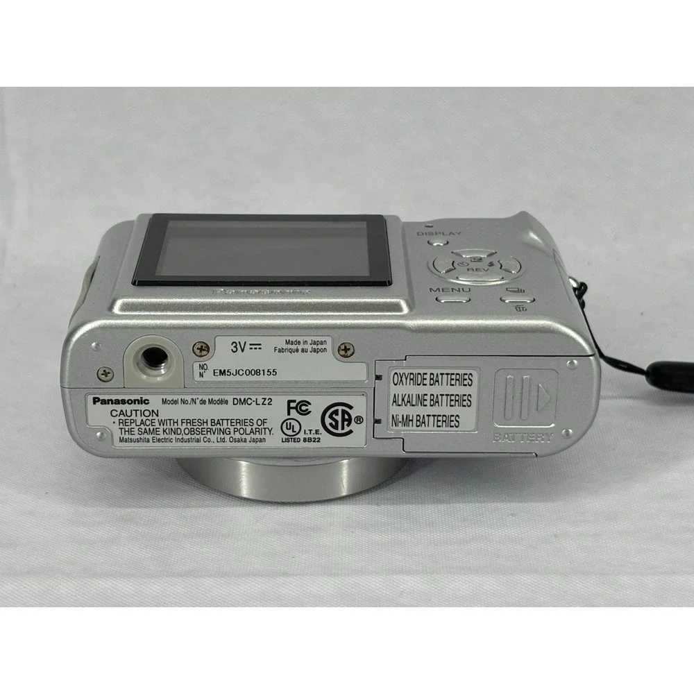 Panasonic Lumix DMC-LZ2 5MP 6x Optical Zoom Digital Camera Silver Vintage